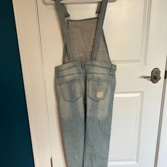Forever 21 Distressed Denim Overalls | Size 28 - Picture 6 of 8